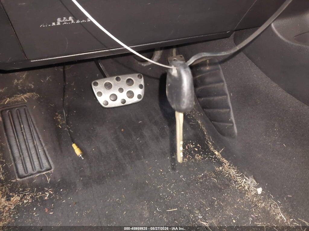 4T1BF3EK6BU642880 2011 TOYOTA CAMRY photo no. 11