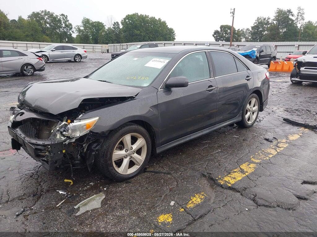 4T1BF3EK6BU642880 2011 TOYOTA CAMRY photo no. 2