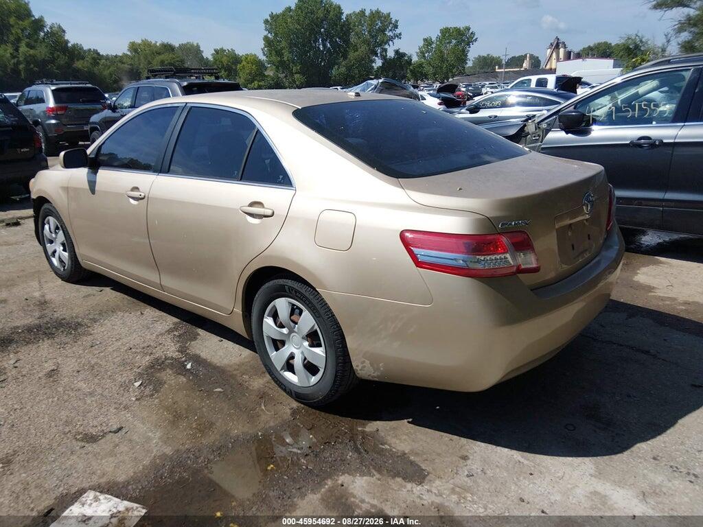 4T1BF3EK6BU764803 2011 TOYOTA CAMRY photo no. 3