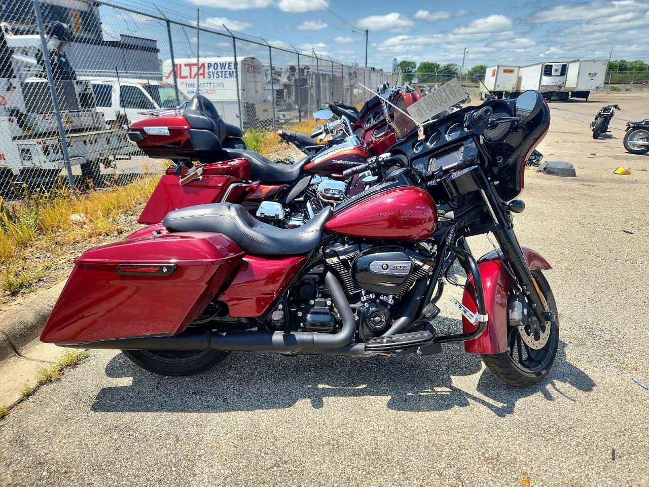 2018 HARLEY-DAVIDSON FLHXS 1HD1KRC11JB600151