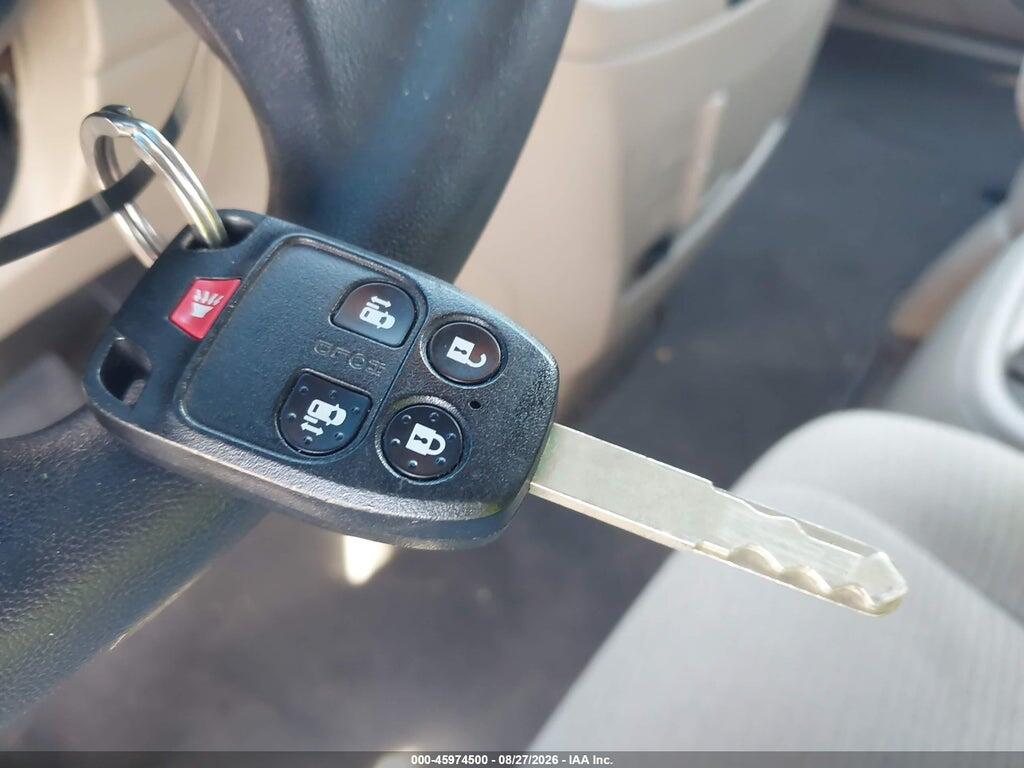 5FNRL5H4XCB109672 2012 HONDA ODYSSEY photo no. 11