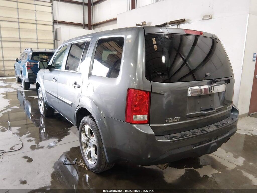 5FNYF4H45CB017933 2012 HONDA PILOT photo no. 3