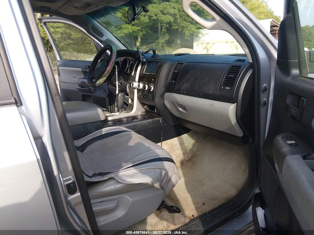 5TDBY5G10BS049065 2011 TOYOTA SEQUOIA photo no. 5
