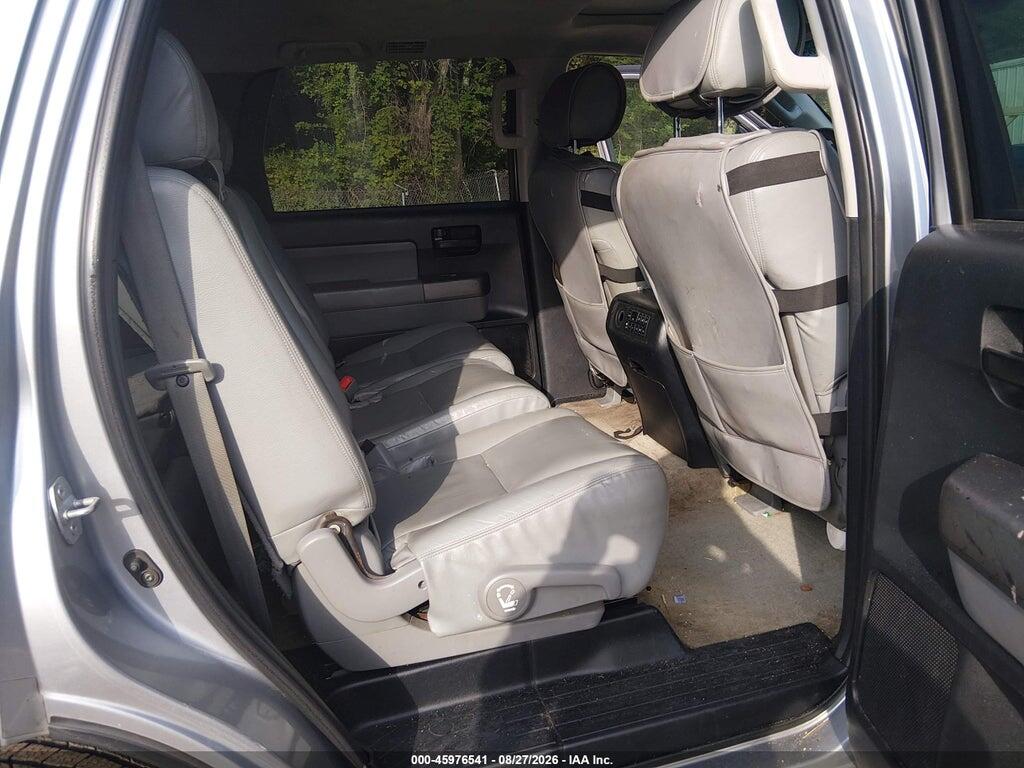 5TDBY5G10BS049065 2011 TOYOTA SEQUOIA photo no. 8