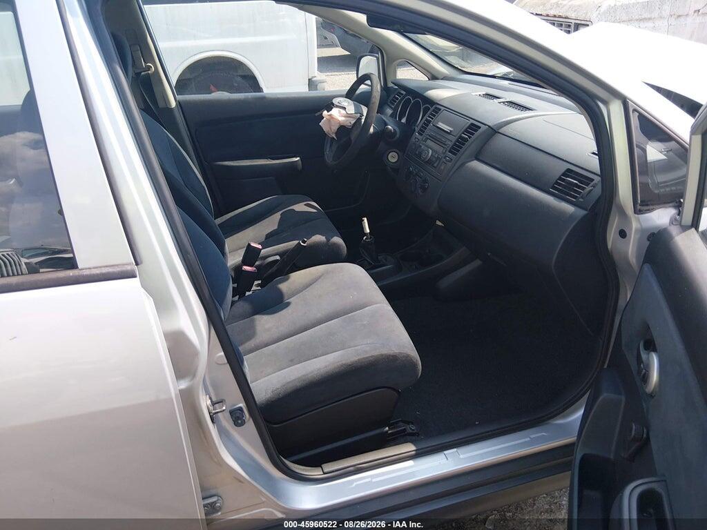 3N1CC1AP2AL434207 2010 NISSAN VERSA photo no. 5