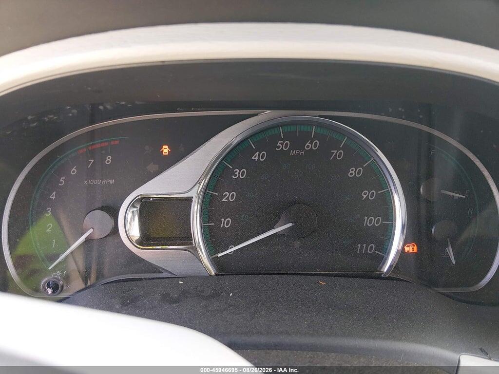 5TDYK3DC4BS030637 2011 TOYOTA SIENNA photo no. 7