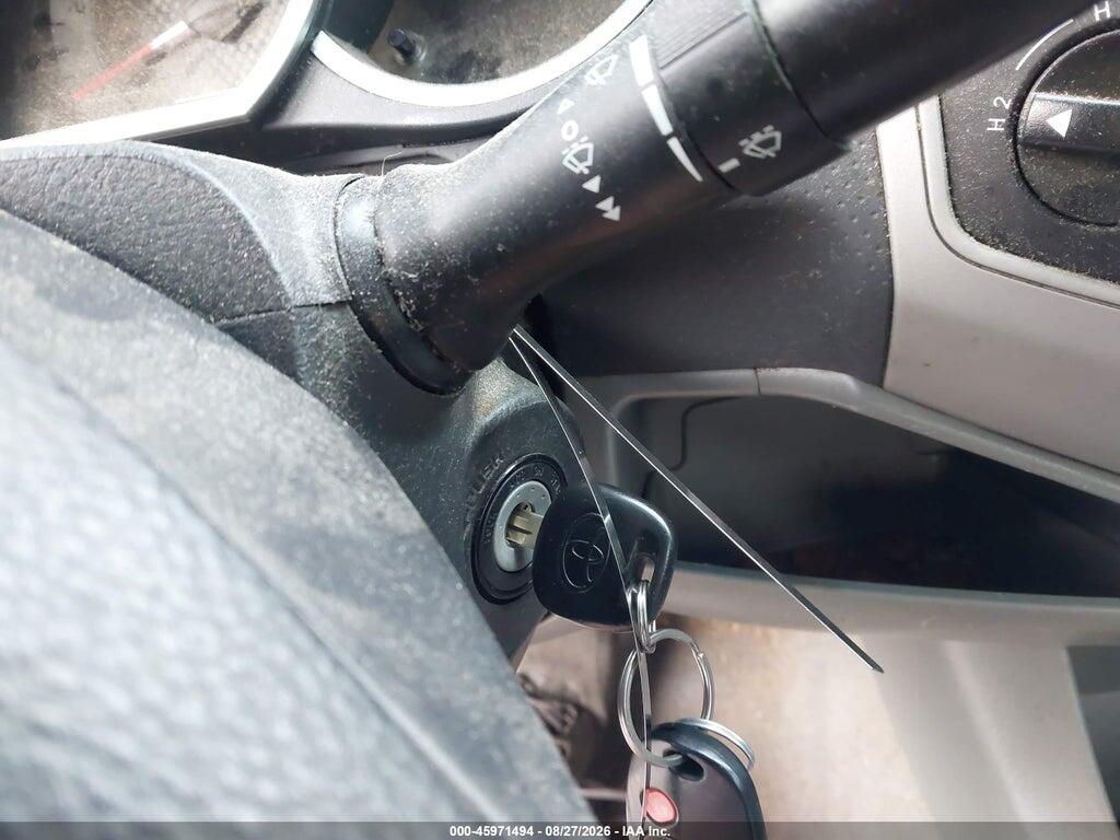 5TFLU4ENVBX015032 2011 TOYOTA TACOMA photo no. 11