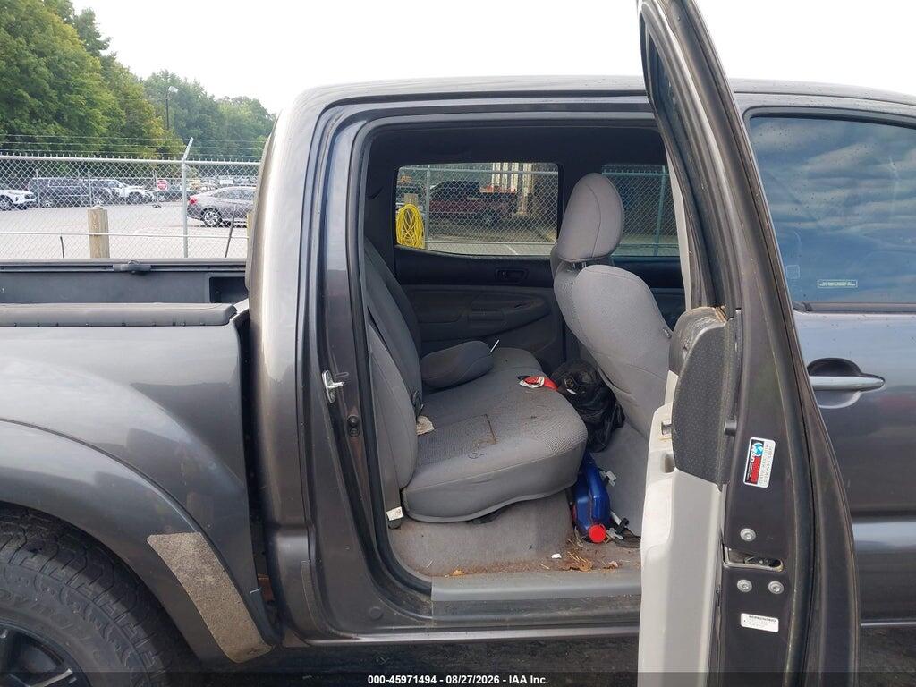 5TFLU4ENVBX015032 2011 TOYOTA TACOMA photo no. 8