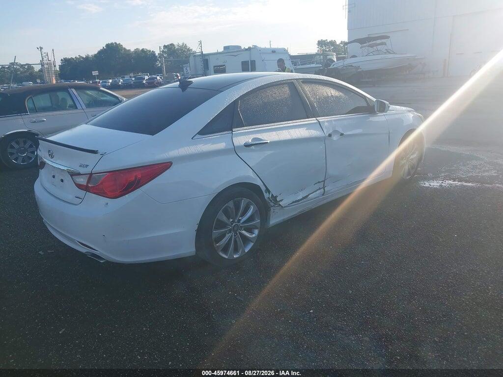 5NPEC4AB5CH382456 2012 HYUNDAI SONATA photo no. 4