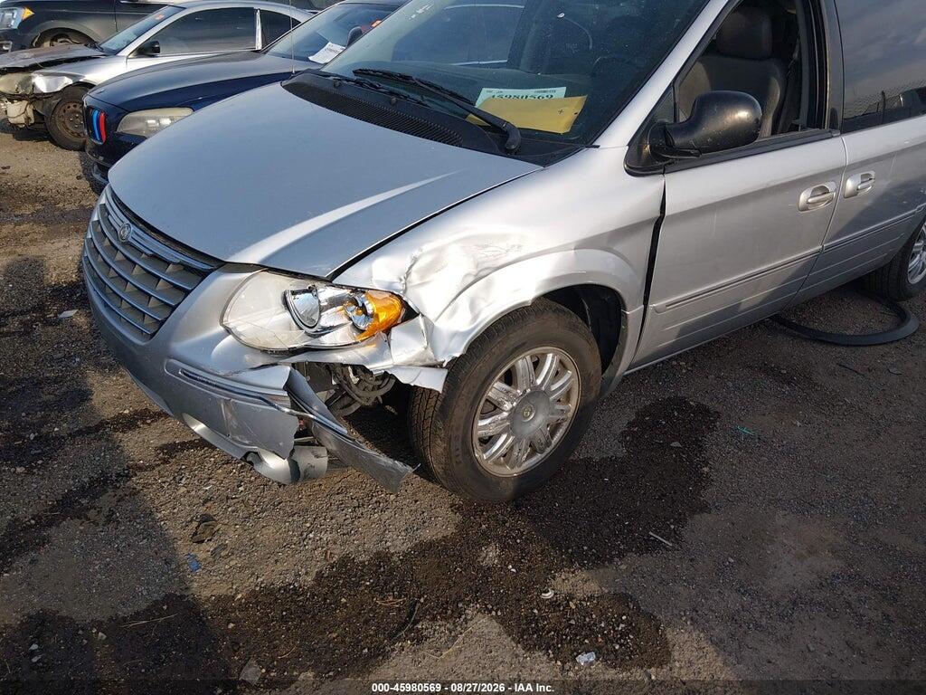 2C8GP64L05R548173 2005 CHRYSLER TOWN & COUNTRY photo no. 6