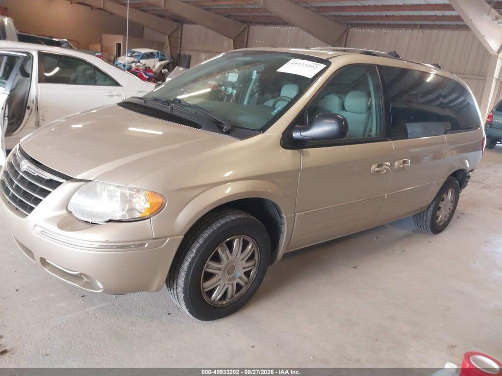 2C4GP64L85R267451 2005 CHRYSLER TOWN & COUNTRY photo no. 2