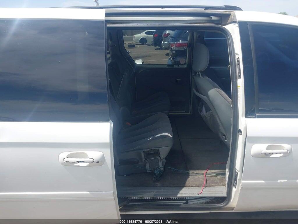 2D4GP44L85R431918 2005 DODGE GRAND CARAVAN photo no. 8