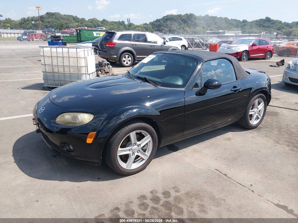 JM1NC25F870131841 2007 MAZDA MX-5 photo no. 2