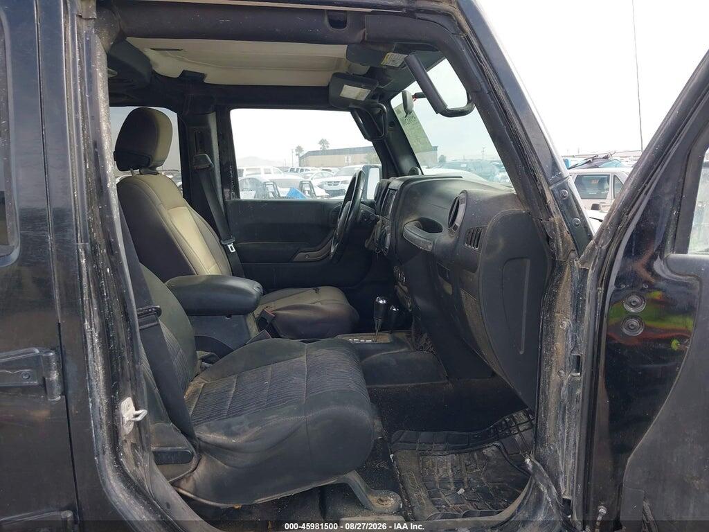 1C4BJWDG6CL164064 2012 JEEP WRANGLER UNLIMITED photo no. 5