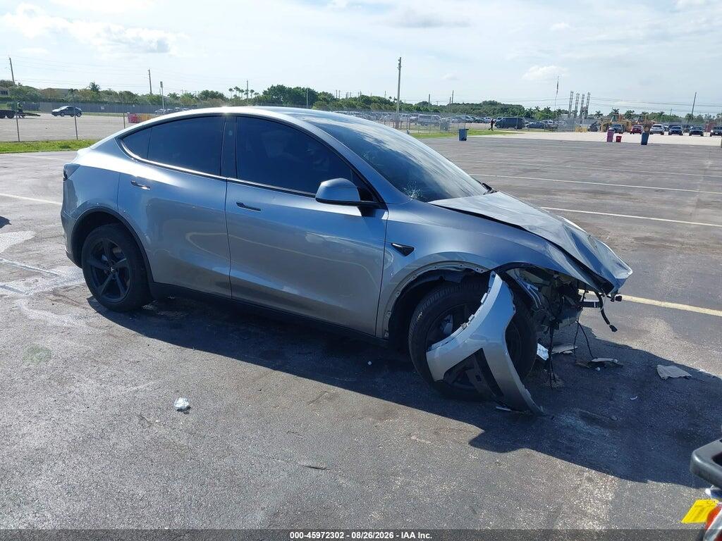 2026 TESLA MODEL Y 7SAYGDED9TA652249
