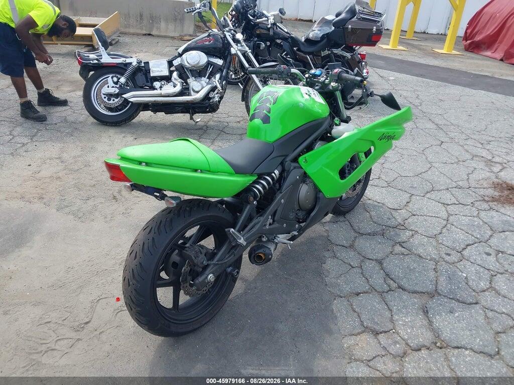 JKAEXEA128A040229 2008 KAWASAKI EX650 photo no. 4