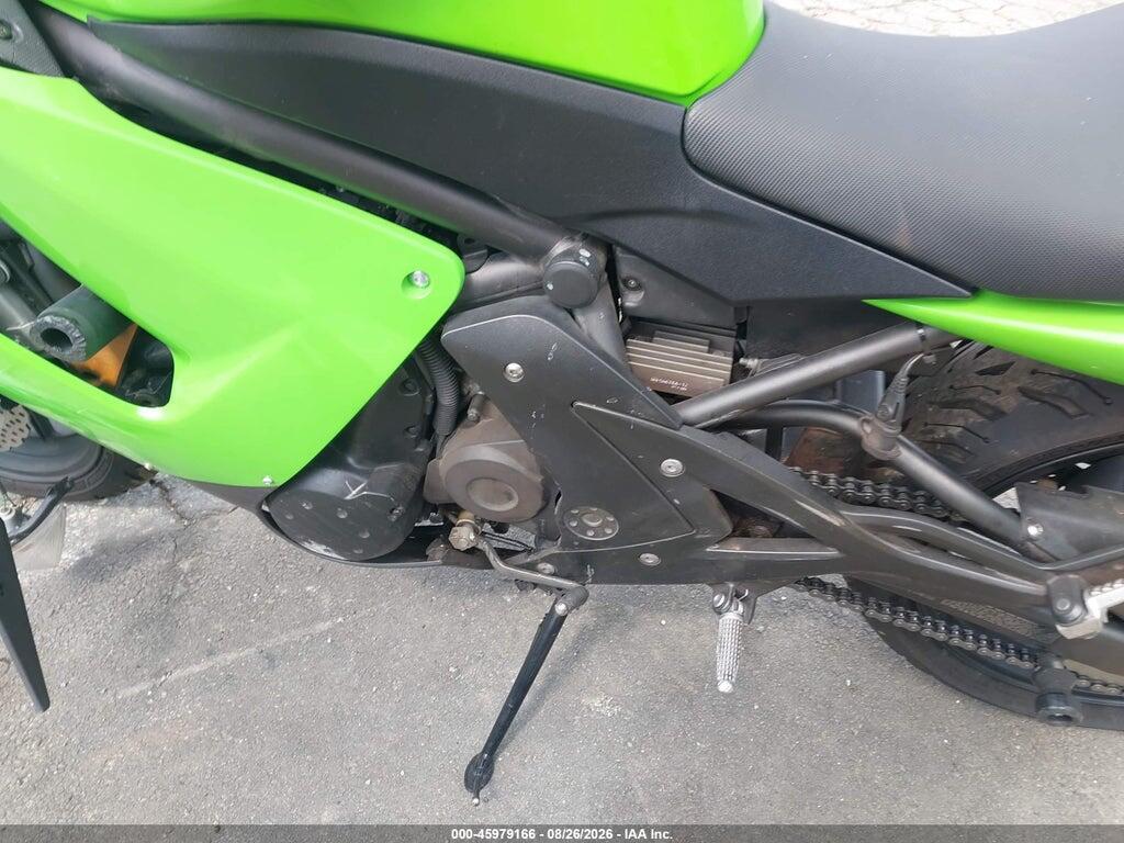 JKAEXEA128A040229 2008 KAWASAKI EX650 photo no. 9