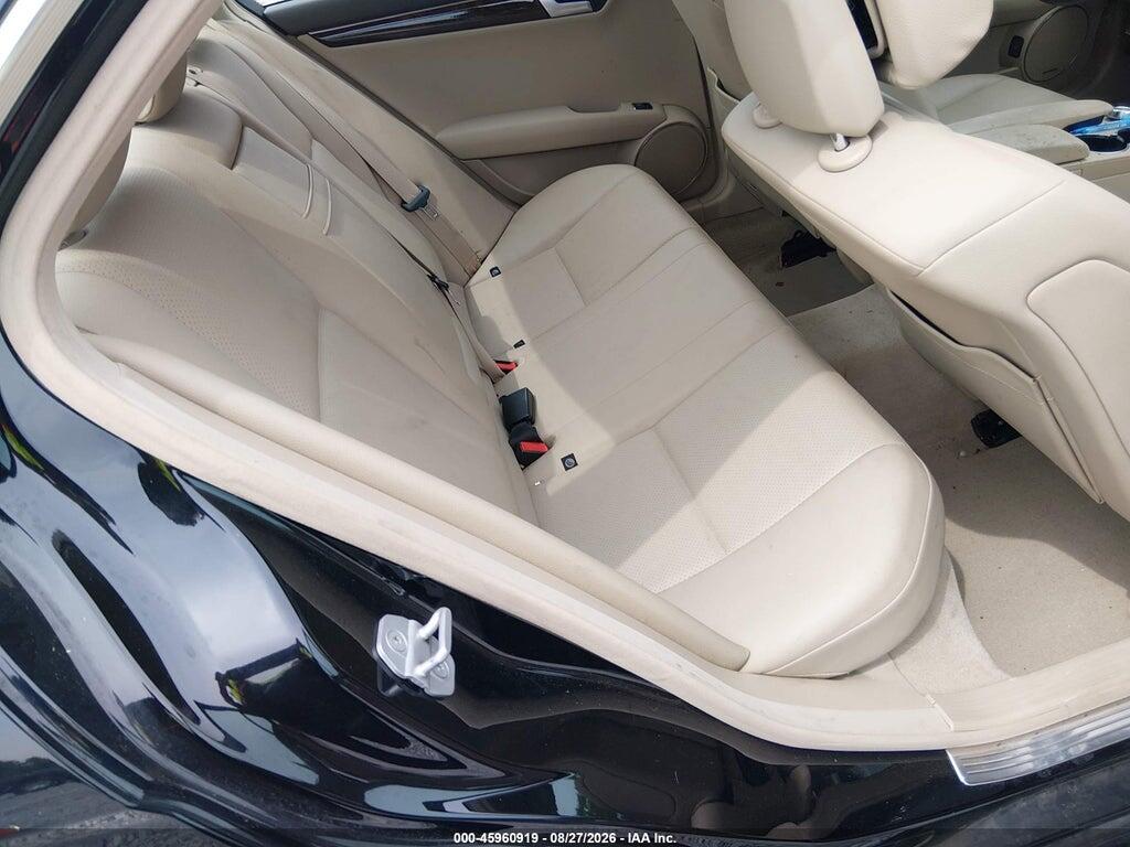 WDDGF4HB6CA611018 2012 MERCEDES-BENZ C 250 photo no. 8