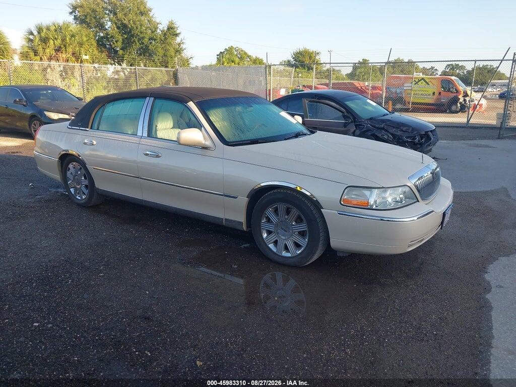 2003 LINCOLN TOWN CAR 1LNHM83W73Y630914