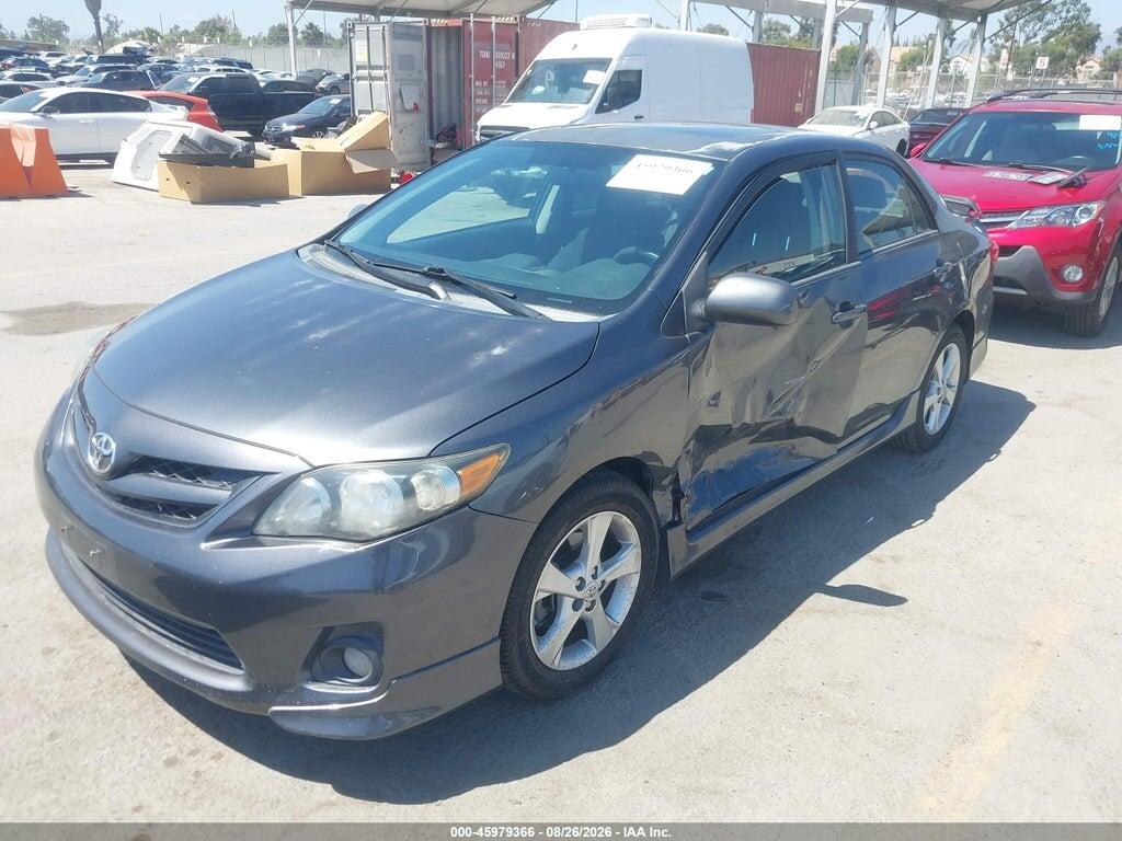 2T1BU4EE0CC903073 2012 TOYOTA COROLLA photo no. 2