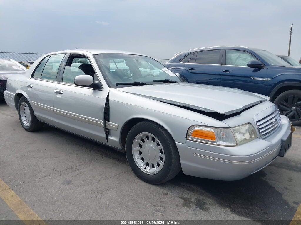 2002 FORD CROWN VICTORIA 2FAFP74W82X159890