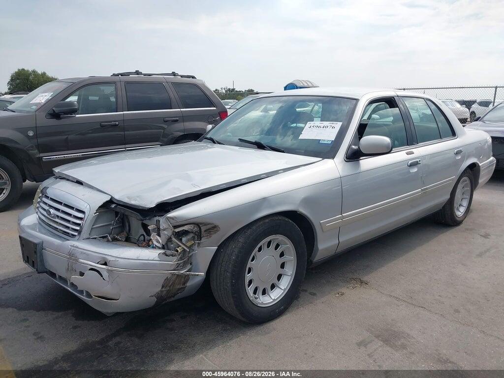 2FAFP74W82X159890 2002 FORD CROWN VICTORIA photo no. 2