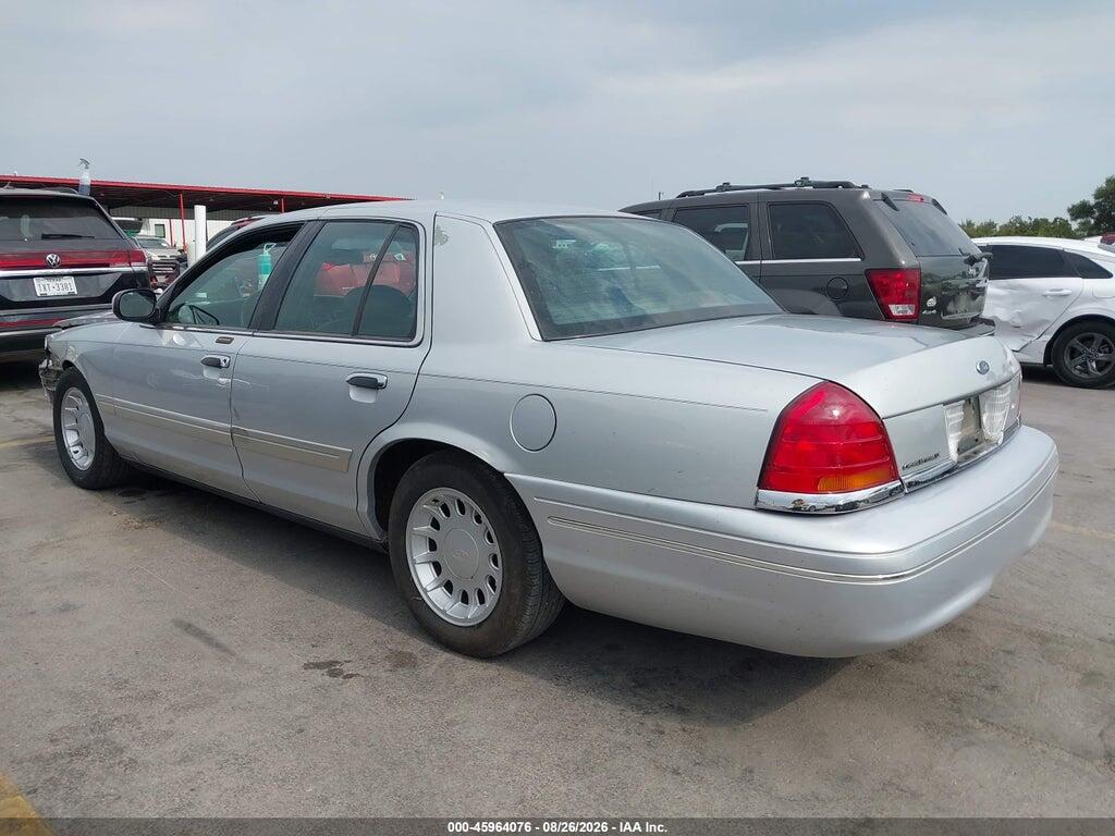 2FAFP74W82X159890 2002 FORD CROWN VICTORIA photo no. 3