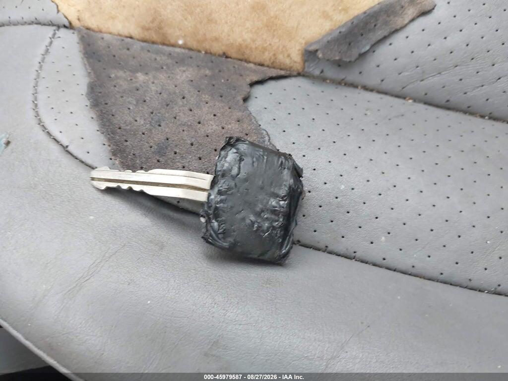 4T1BF28B63U332283 2003 TOYOTA AVALON photo no. 11