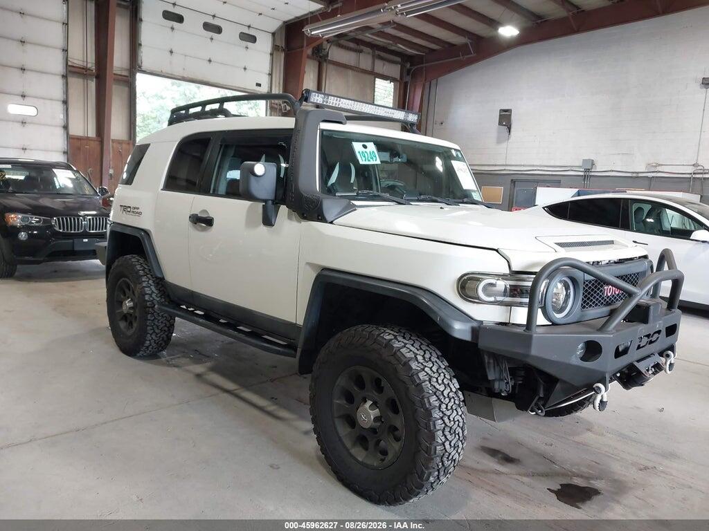 JTEBU4BF9CK135679 2012 TOYOTA FJ CRUISER photo no. 1