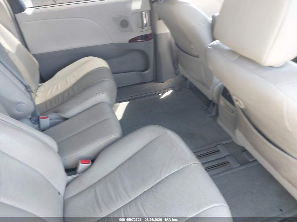 5TDYK3DCXCS231895 2012 TOYOTA SIENNA photo no. 8