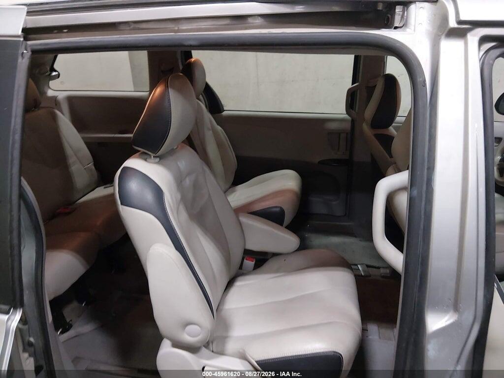5TDKA3DC7CS014085 2012 TOYOTA SIENNA photo no. 8