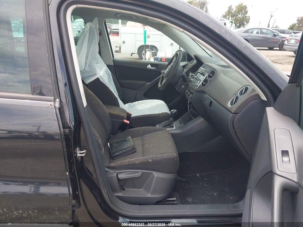 WVGBV7AX5CW605238 2012 VOLKSWAGEN TIGUAN photo no. 5