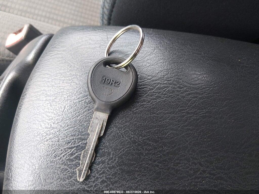 1J4GL48K92W233596 2002 JEEP LIBERTY photo no. 11