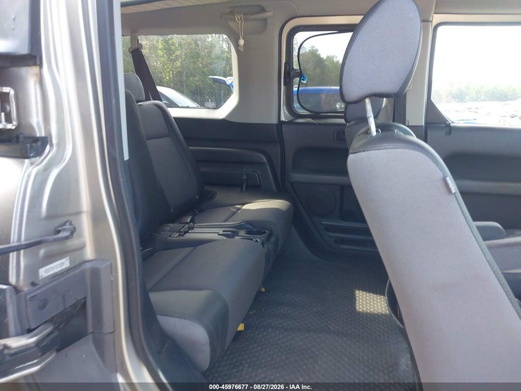 5J6YH28644L028043 2004 HONDA ELEMENT photo no. 8