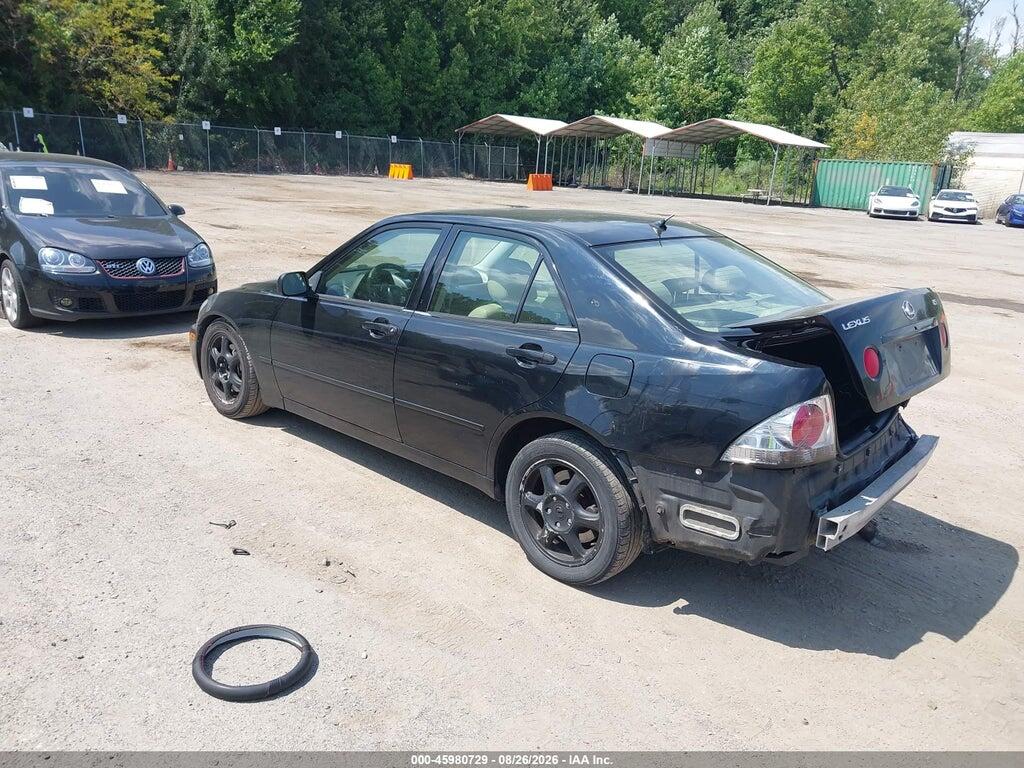 JTHBD182410030899 2001 LEXUS IS 300 photo no. 3