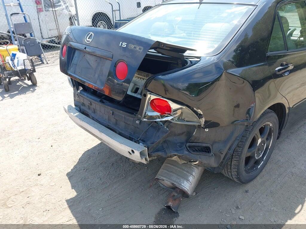 JTHBD182410030899 2001 LEXUS IS 300 photo no. 6