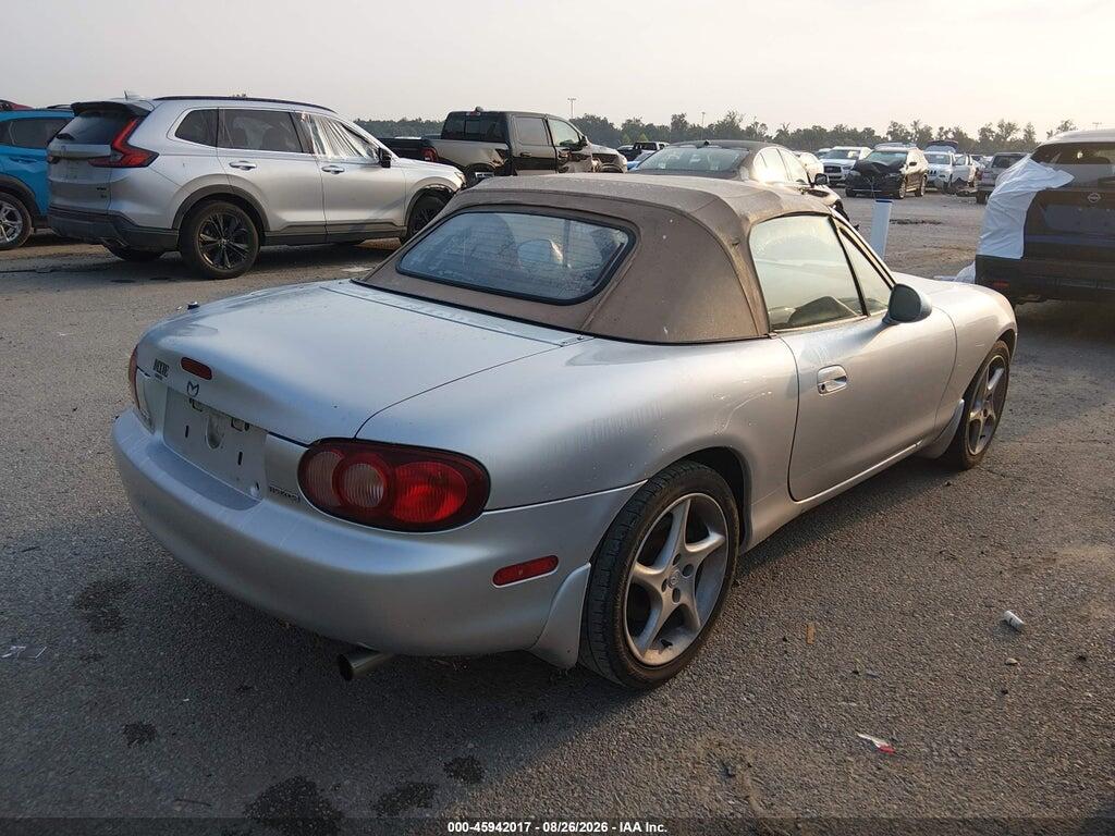 JM1NB353910206830 2001 MAZDA MX-5 MIATA photo no. 4