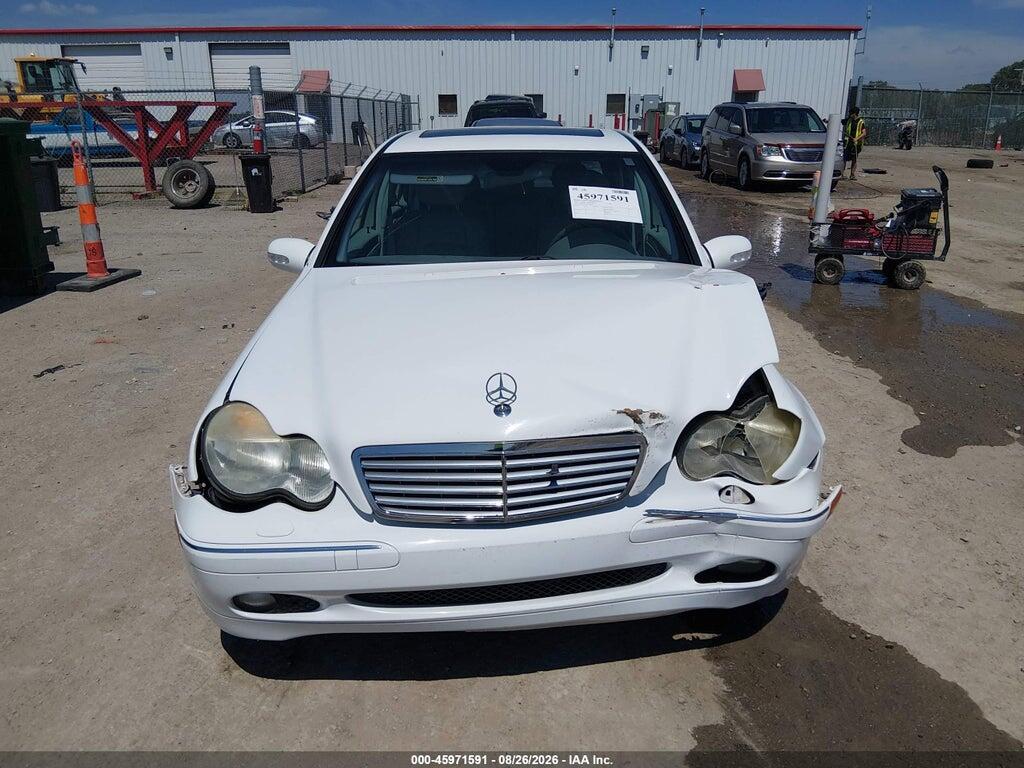 WDBRF61JX1F078668 2001 MERCEDES-BENZ C 240 photo no. 12