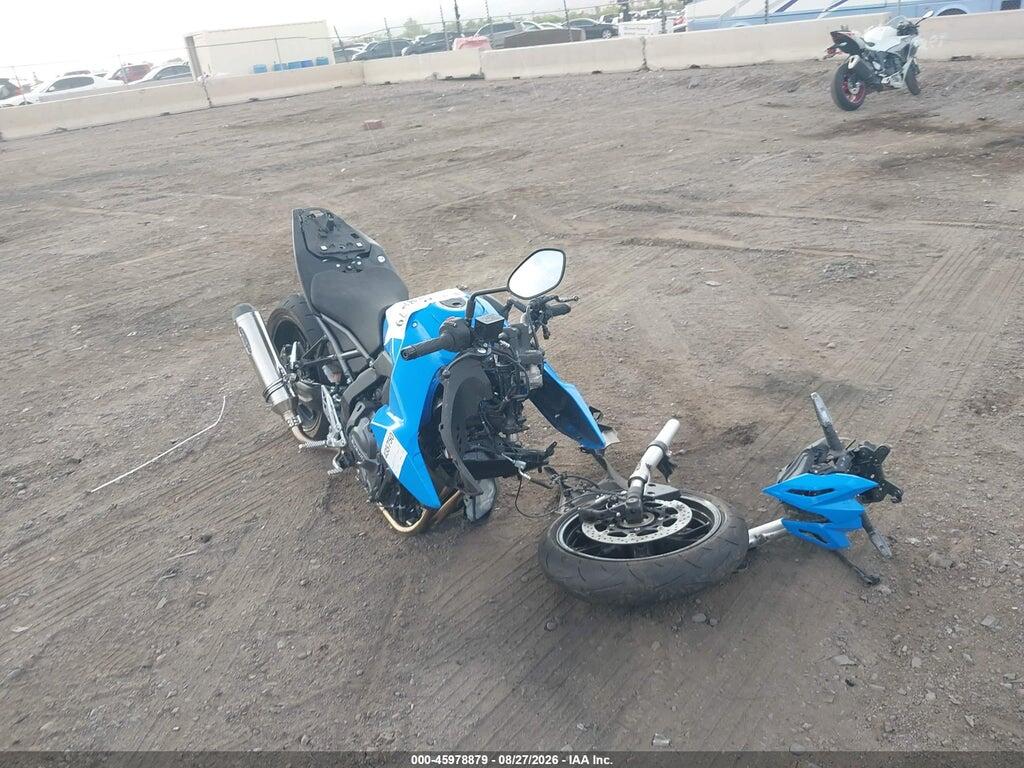 2025 SUZUKI GSX800 JS1EM11BXS7100305