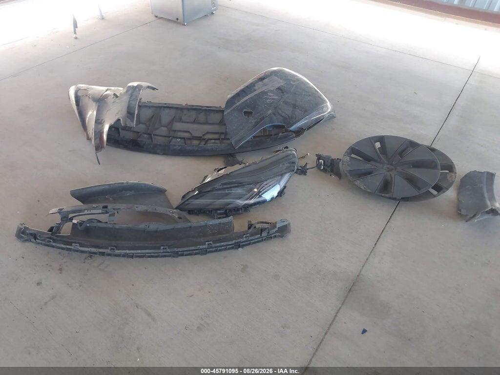 5YJ3E1EA0SF075646 2025 TESLA MODEL 3 photo no. 11