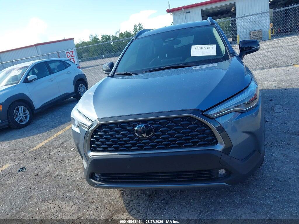 7MUDAABG4SV126835 2025 TOYOTA COROLLA CROSS photo no. 12