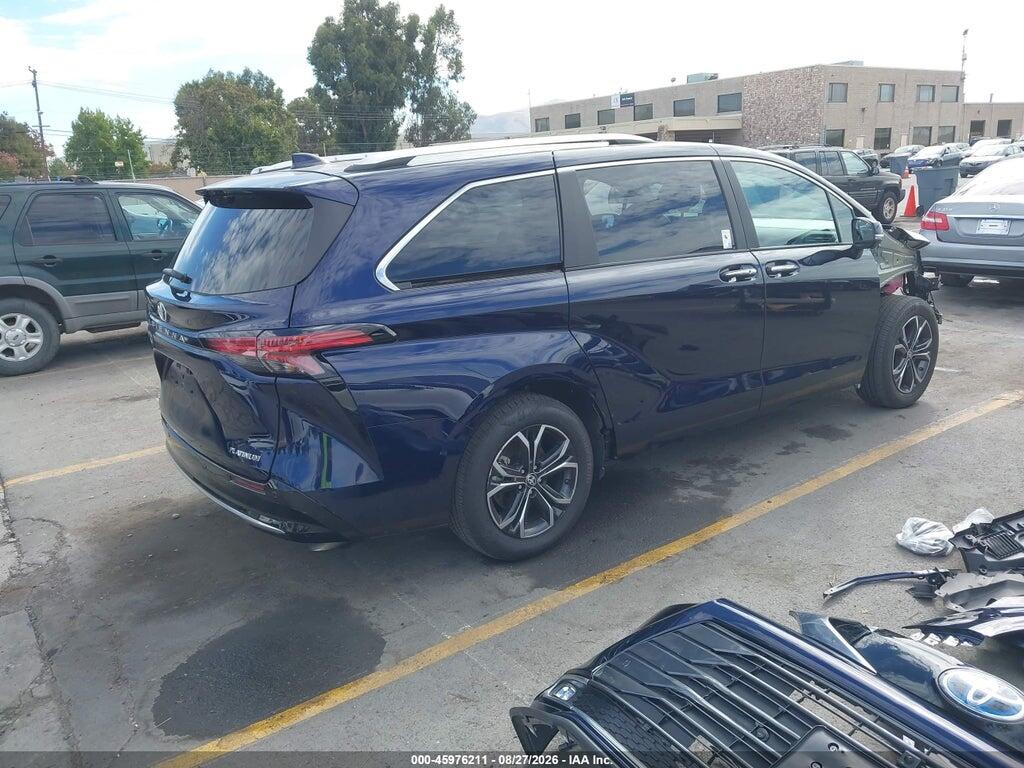 5TDESKFC4SS192939 2025 TOYOTA SIENNA photo no. 4