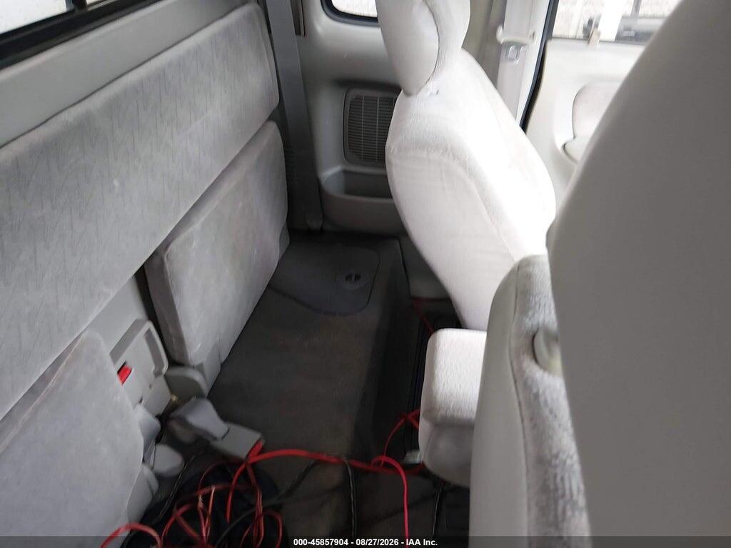 5TESN92NX4Z392451 2004 TOYOTA TACOMA photo no. 8