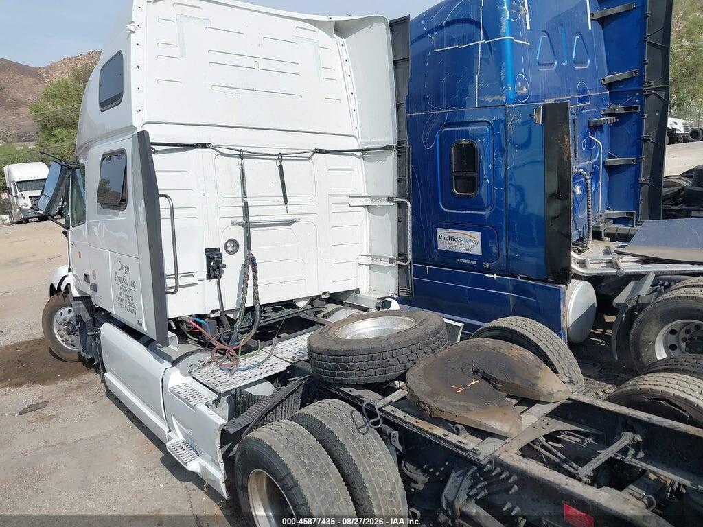4V4NC9EJ5SN689899 2025 VOLVO VNL photo no. 3