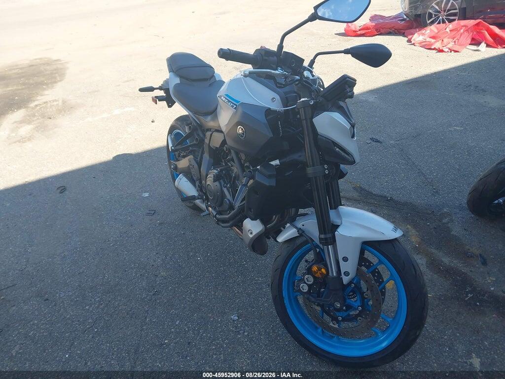 2025 YAMAHA MTN690 JYARM48EXSA003502