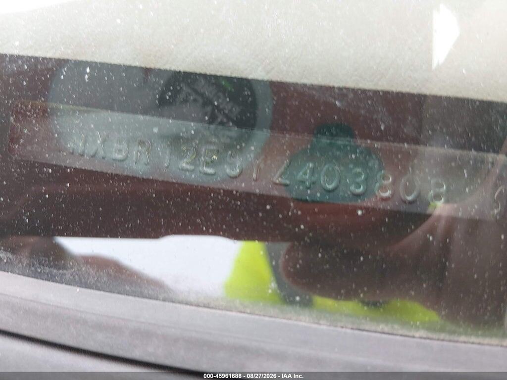 1NXBR12E5YZ403808 2000 TOYOTA COROLLA photo no. 9