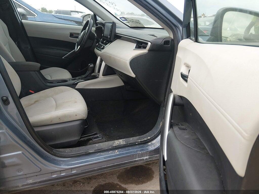 7MUCAAAG9NV012590 2022 TOYOTA COROLLA CROSS photo no. 5