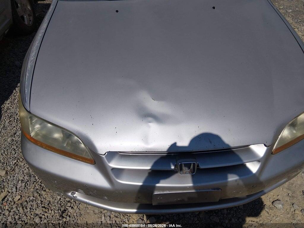 1HGCG5643WA156618 1998 HONDA ACCORD photo no. 12