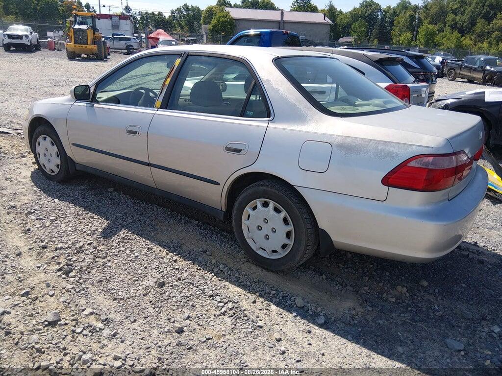 1HGCG5643WA156618 1998 HONDA ACCORD photo no. 3
