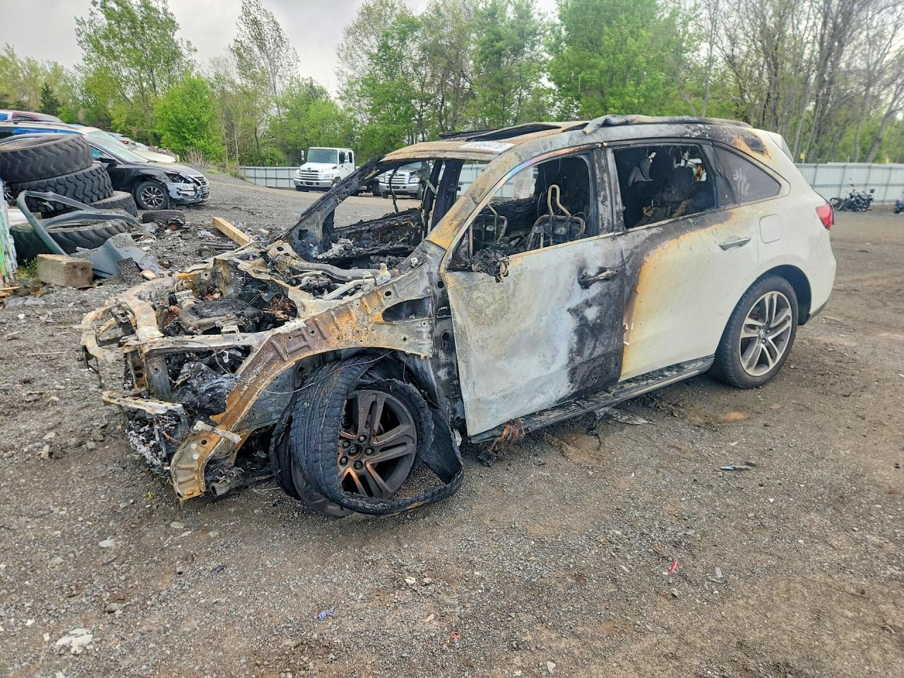 2017 ACURA MDX 5FRYD4H8XHB007414
